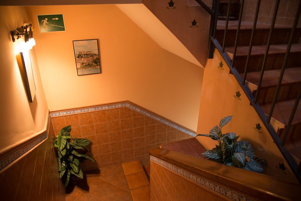Hostal Hueso ตรูคีโย ภายนอก รูปภาพ